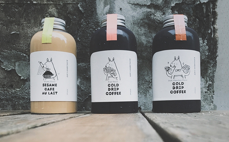 咖啡包裝設(shè)計(jì)，黑巧克力、水果風(fēng)味、芝麻歐蕾三種不同的系列包裝瓶設(shè)計(jì)