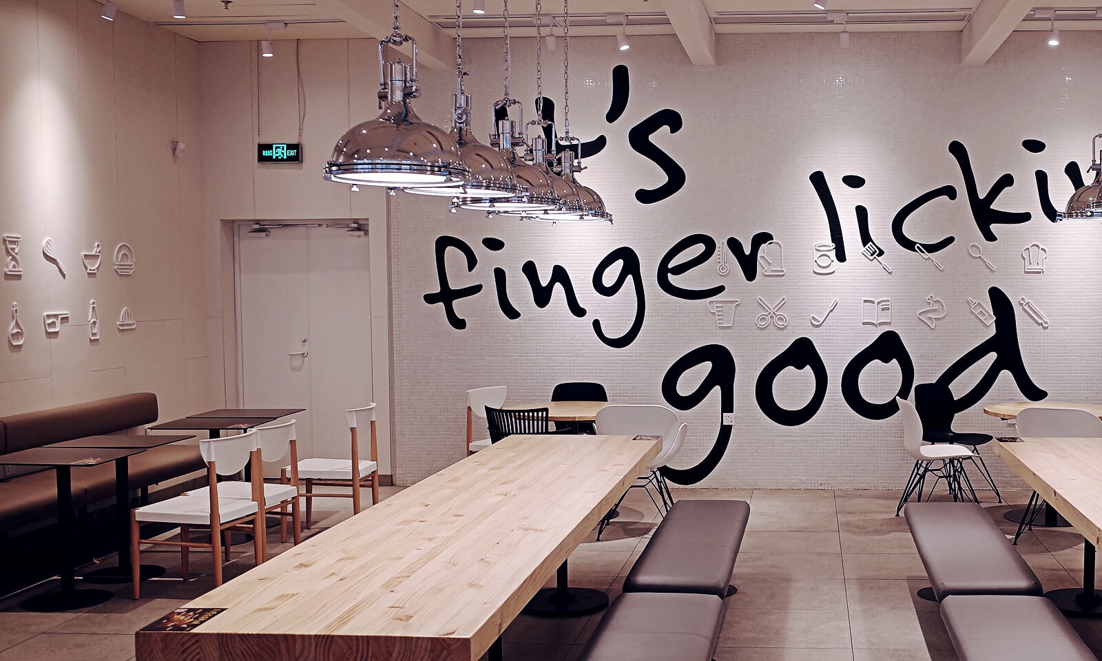 經常去肯德基，卻沒有發現墻上的小巧思|壁畫插畫設計